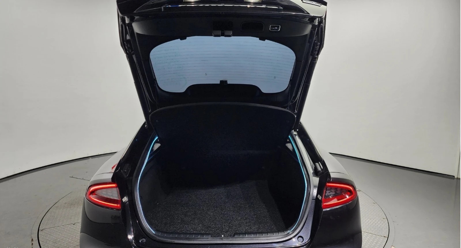 Kia Stinger 3.3 AWD Turbo GT  | Mobile.bg   17