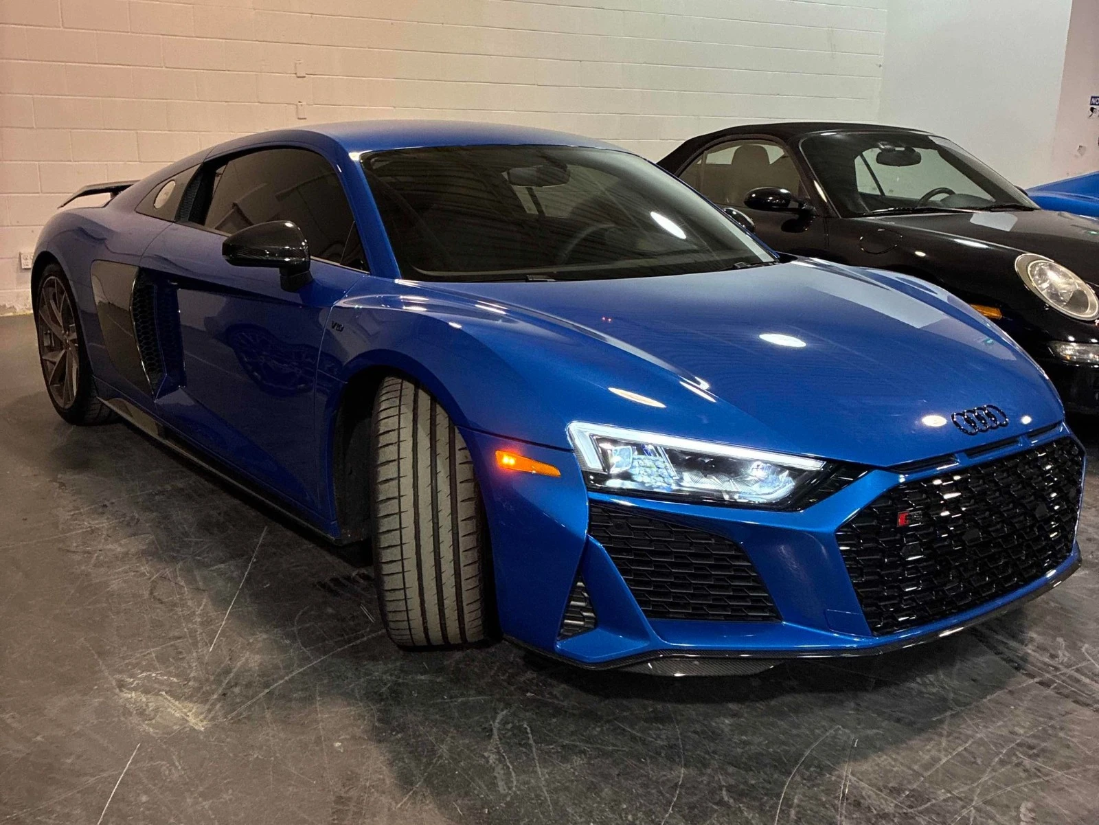 Audi R8 V10 performance CARFAX    | Mobile.bg   3