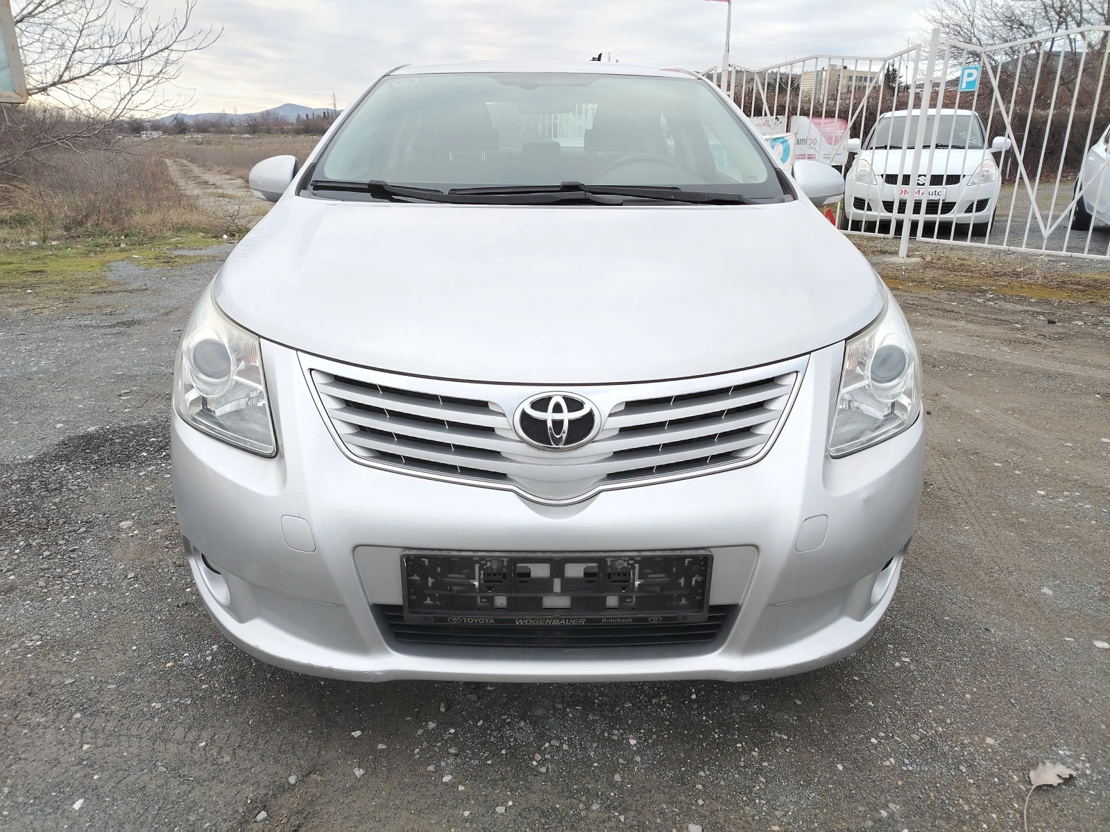 Toyota Avensis 2.0-126 КС FACE 6ск  - изображение 2