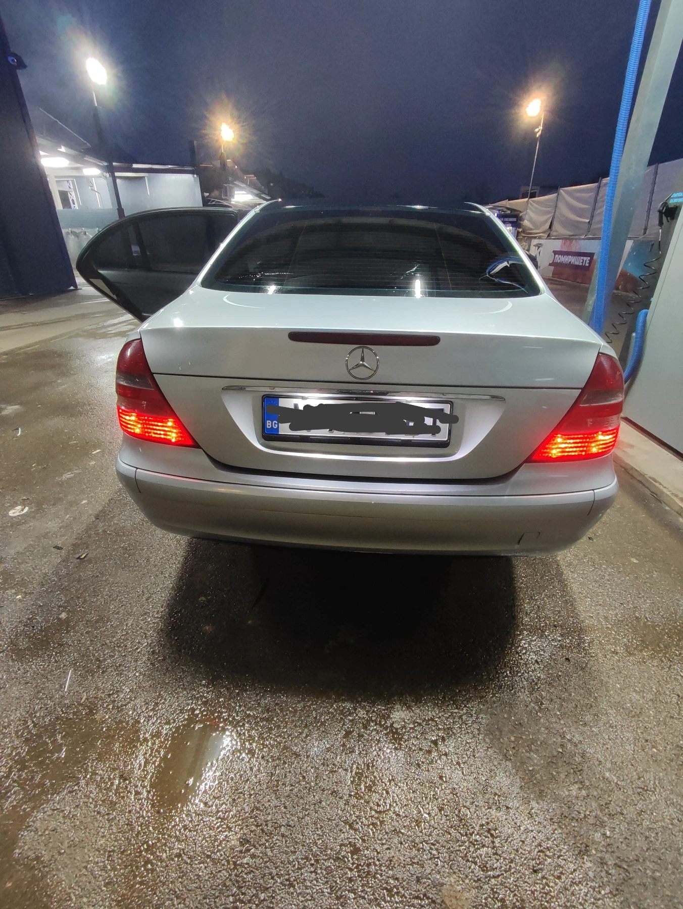 Mercedes-Benz E 220  - изображение 2