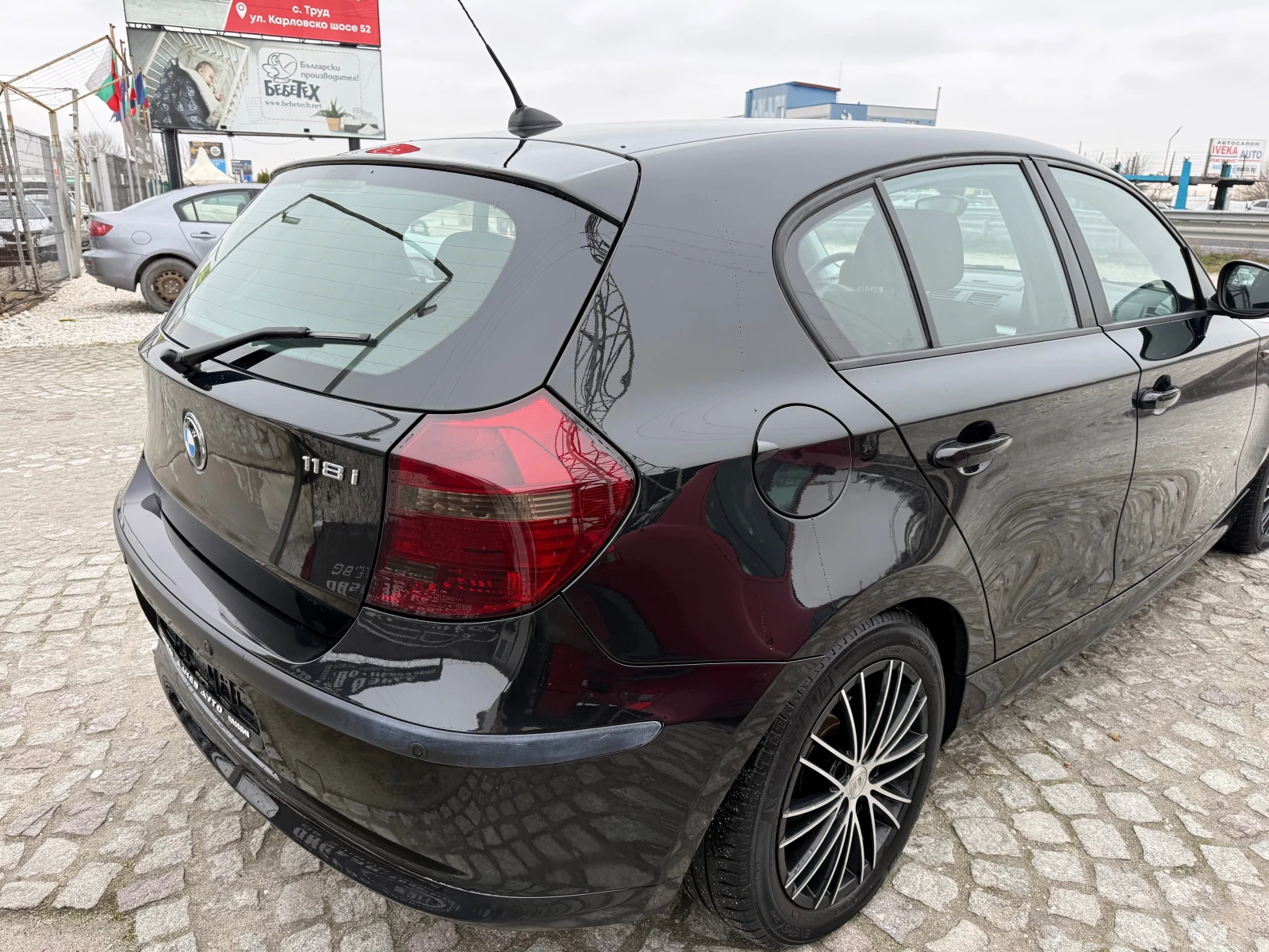 BMW 118 2.0БЕНЗОН 6 скорости - изображение 6
