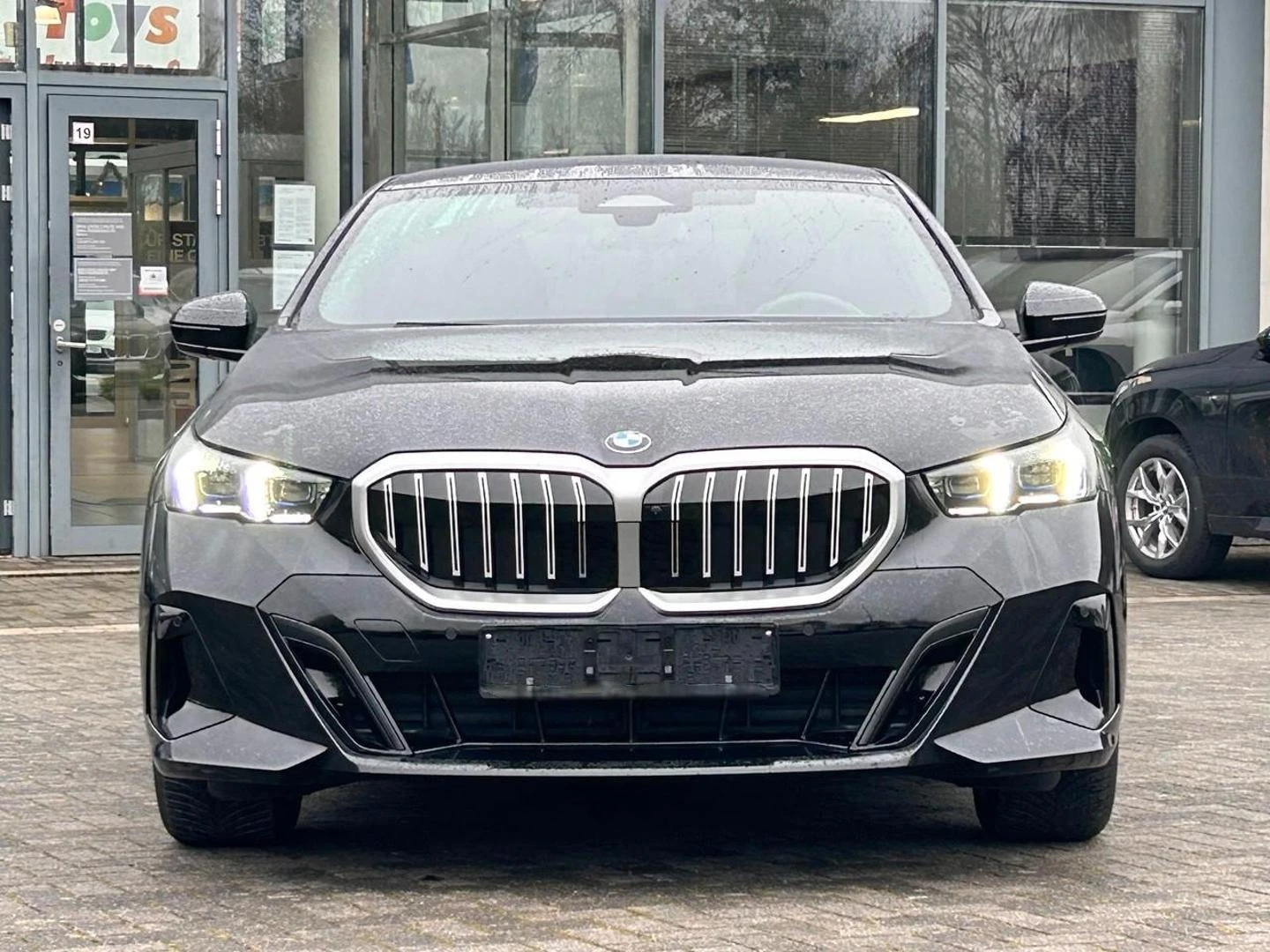 BMW 520 i M Sport Paket - изображение 4