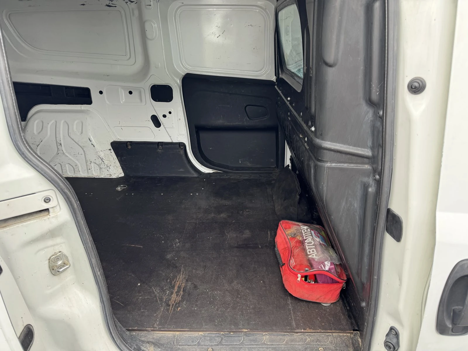 Fiat Doblo 1.3 multijet Maxi, снимка 10 - Автомобили и джипове - 54029416