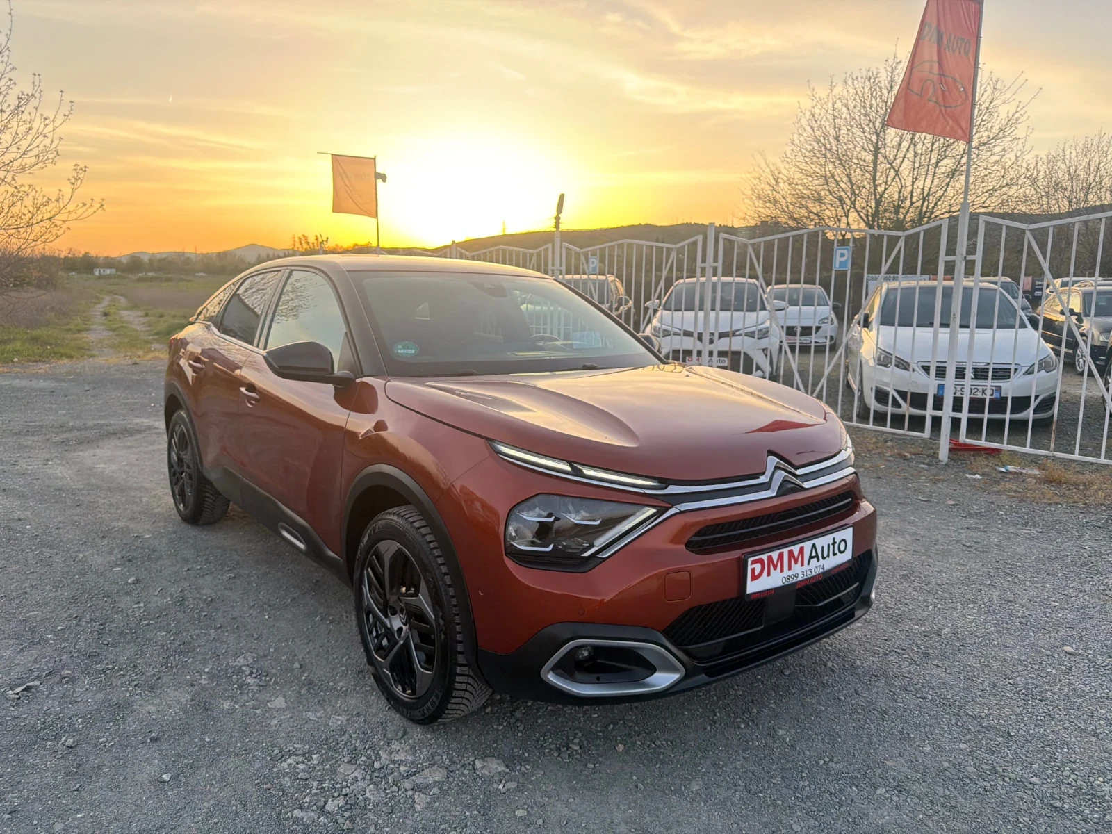 Citroen C4 NEW / EXCLUSIVE / 360CAMERA / ЕВРО6 / БЕНЗИН / ЛЕД, снимка 3 - Автомобили и джипове - 54231172