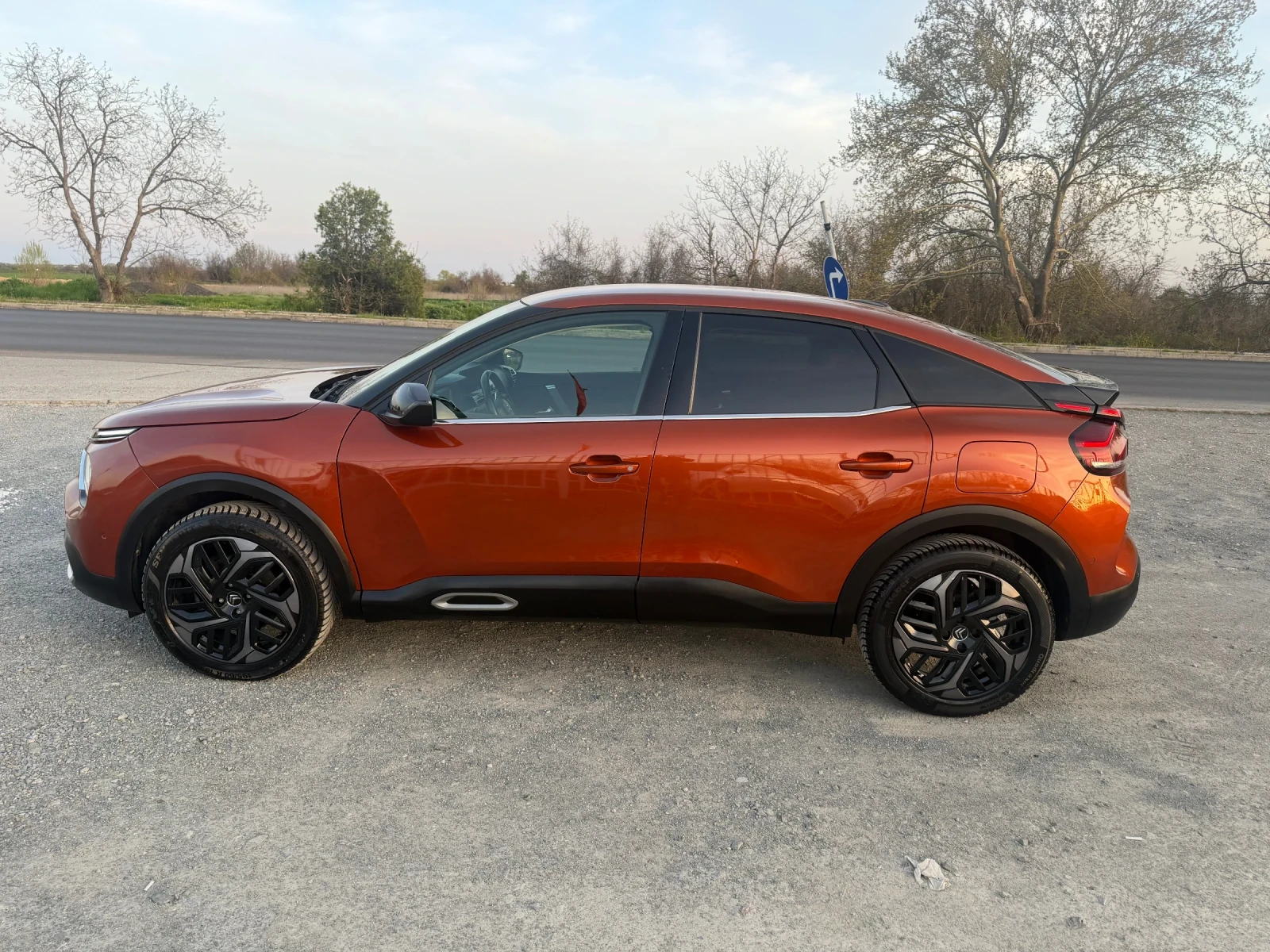 Citroen C4 NEW / EXCLUSIVE / 360CAMERA / ЕВРО6 / БЕНЗИН / ЛЕД, снимка 7 - Автомобили и джипове - 54231172