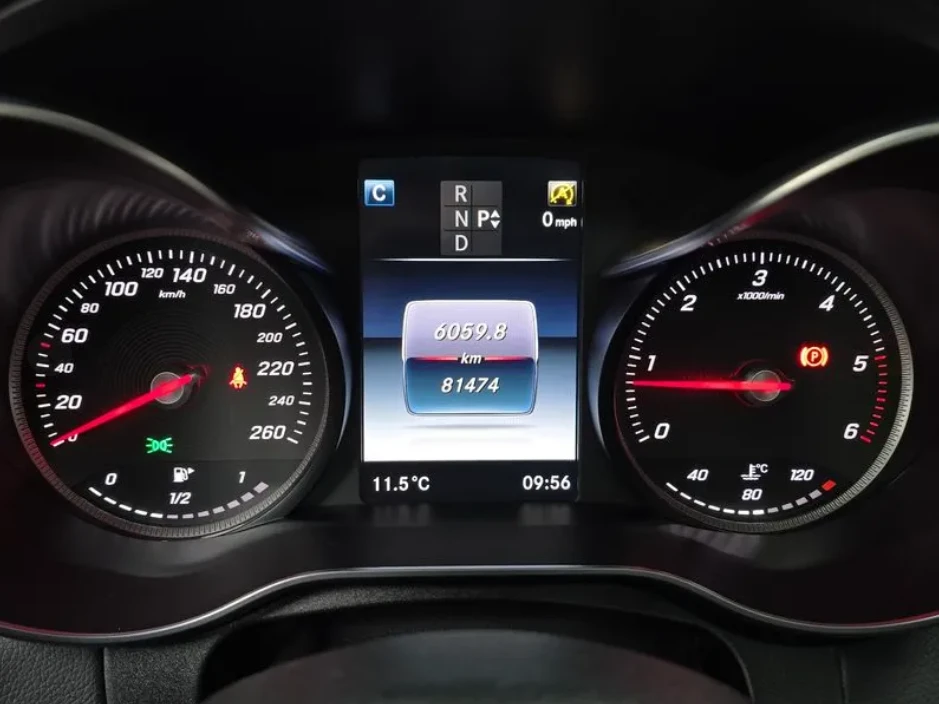 Mercedes-Benz C 220 D Avantagarde W205, снимка 8 - Автомобили и джипове - 54567267