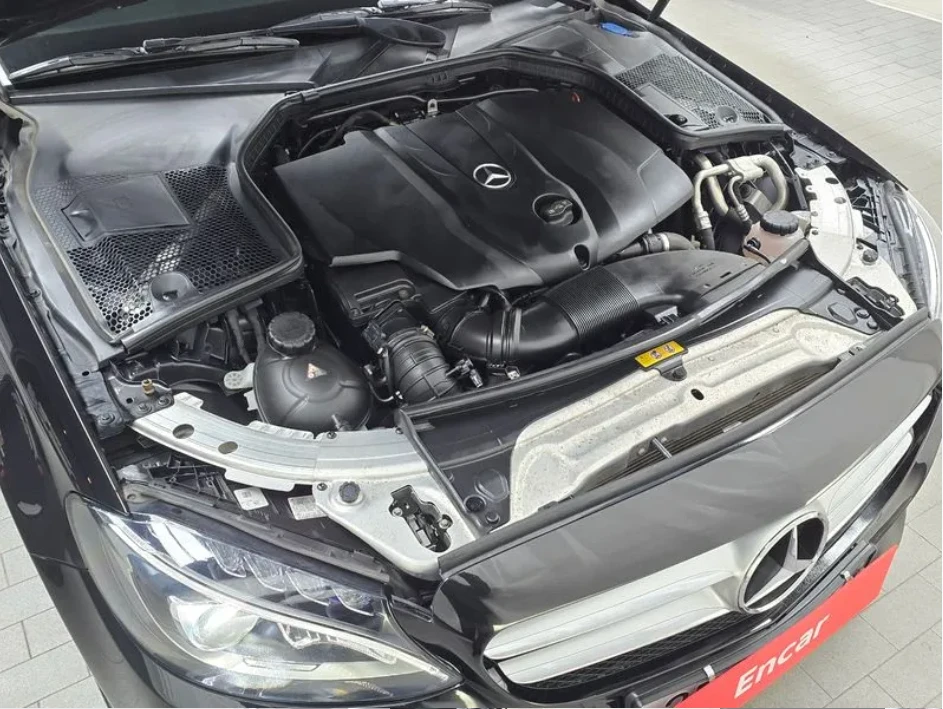 Mercedes-Benz C 220 D Avantagarde W205, снимка 6 - Автомобили и джипове - 54567267