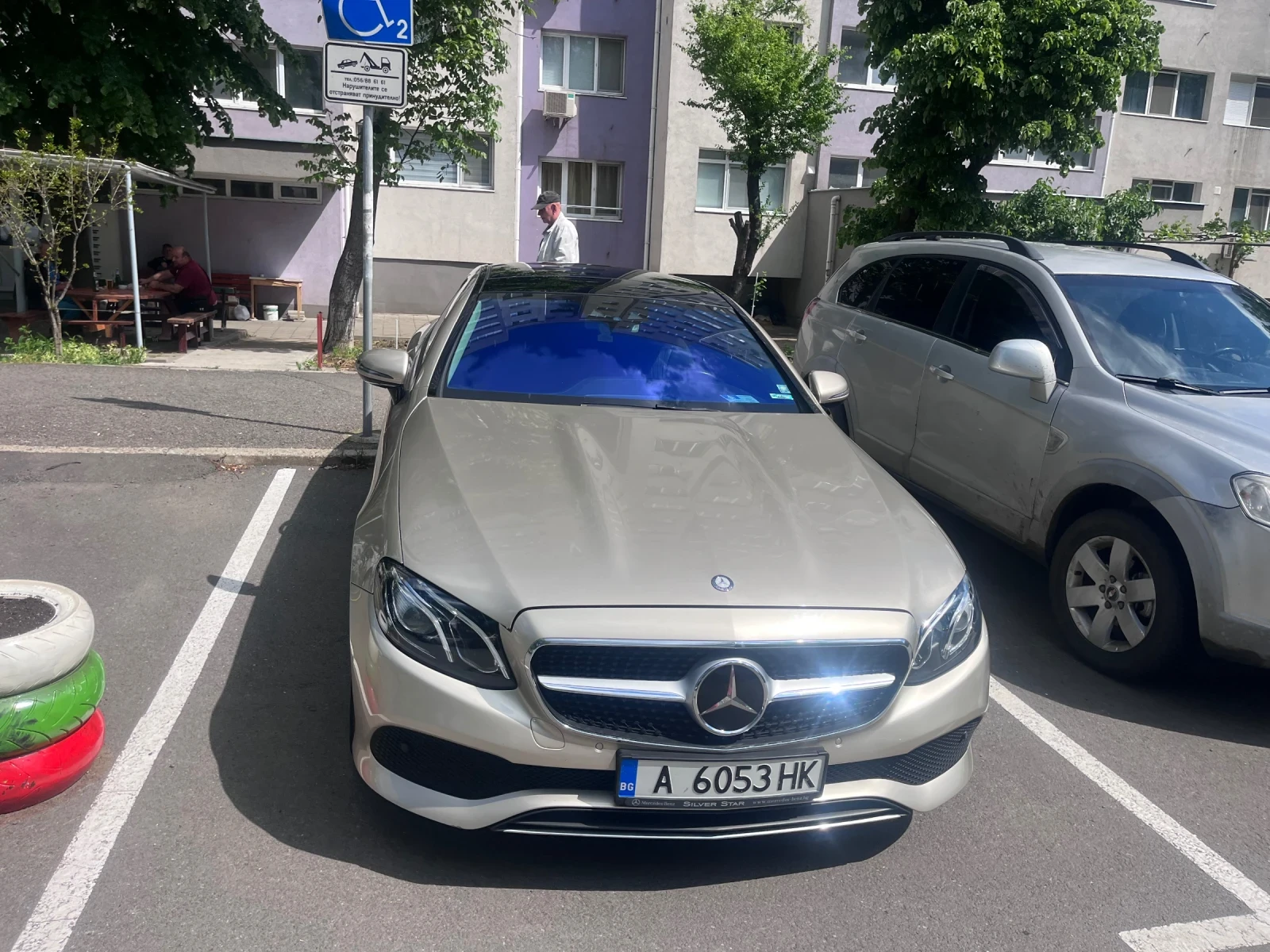 Mercedes-Benz E 220
