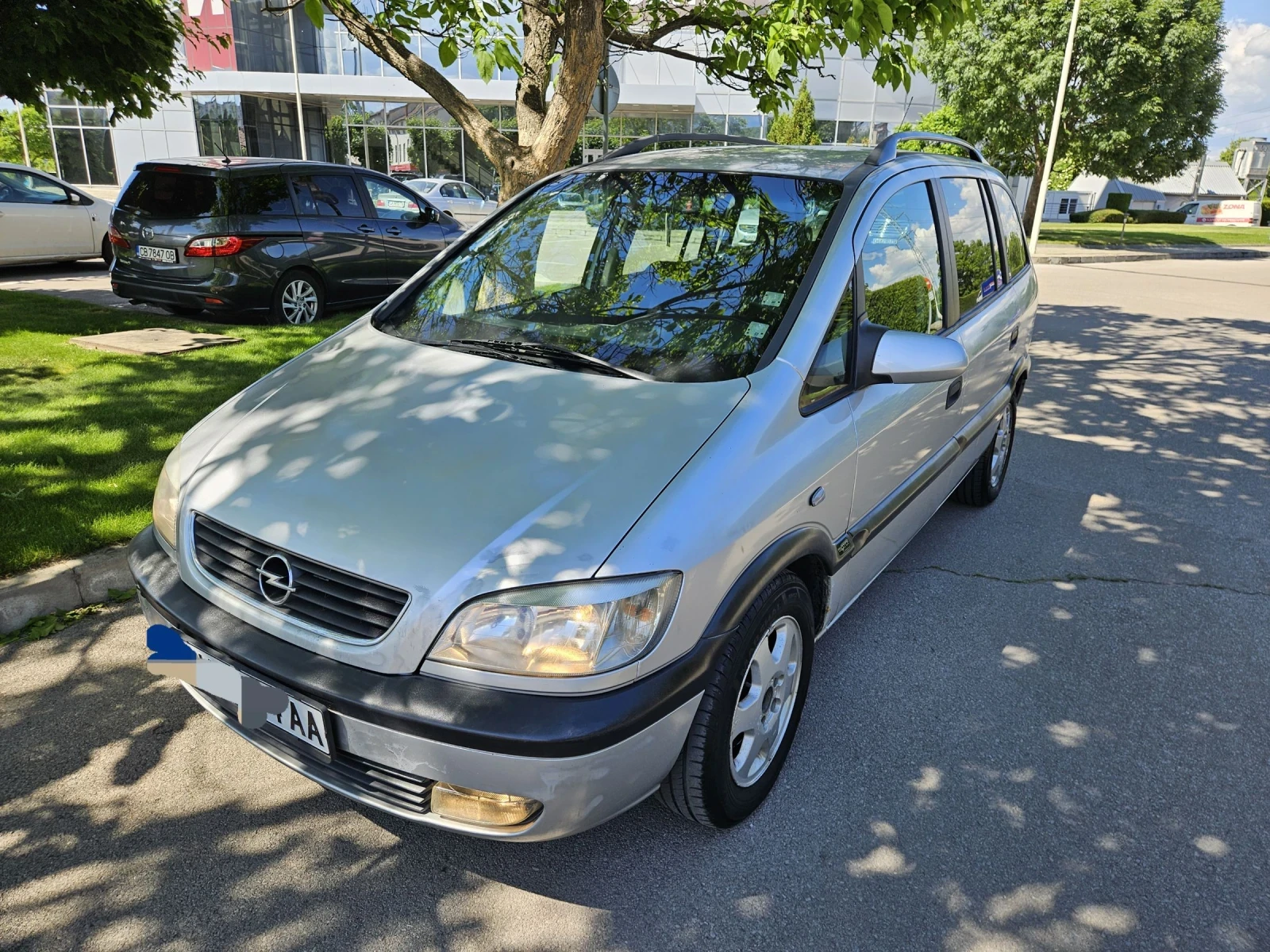 Opel Zafira 1.8, снимка 5 - Автомобили и джипове - 54732681