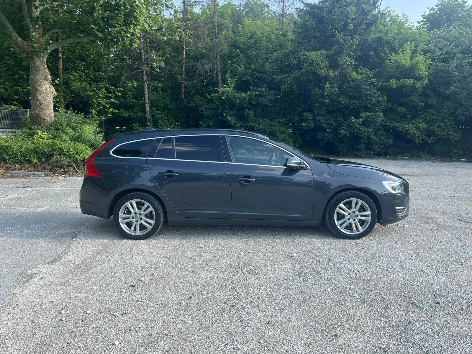 Volvo V60 MOMENTUM 2.0, 191к.с.AUTOMAT, снимка 7 - Автомобили и джипове - 54898203