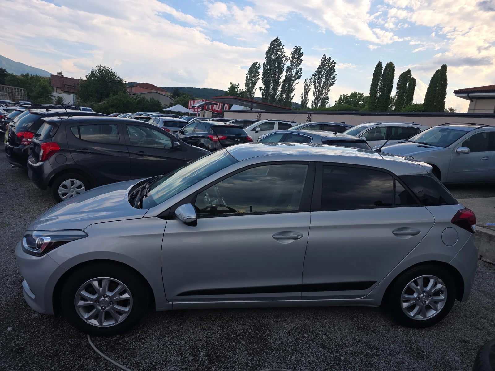 Hyundai I20 1.2i 86k.c led full euro6, снимка 8 - Автомобили и джипове - 55062873