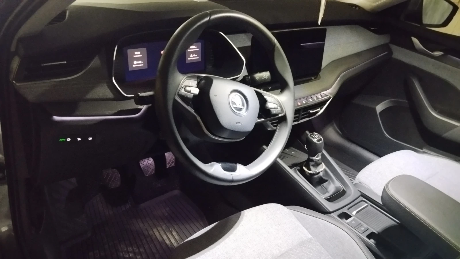Skoda Octavia, снимка 8 - Автомобили и джипове - 55211561