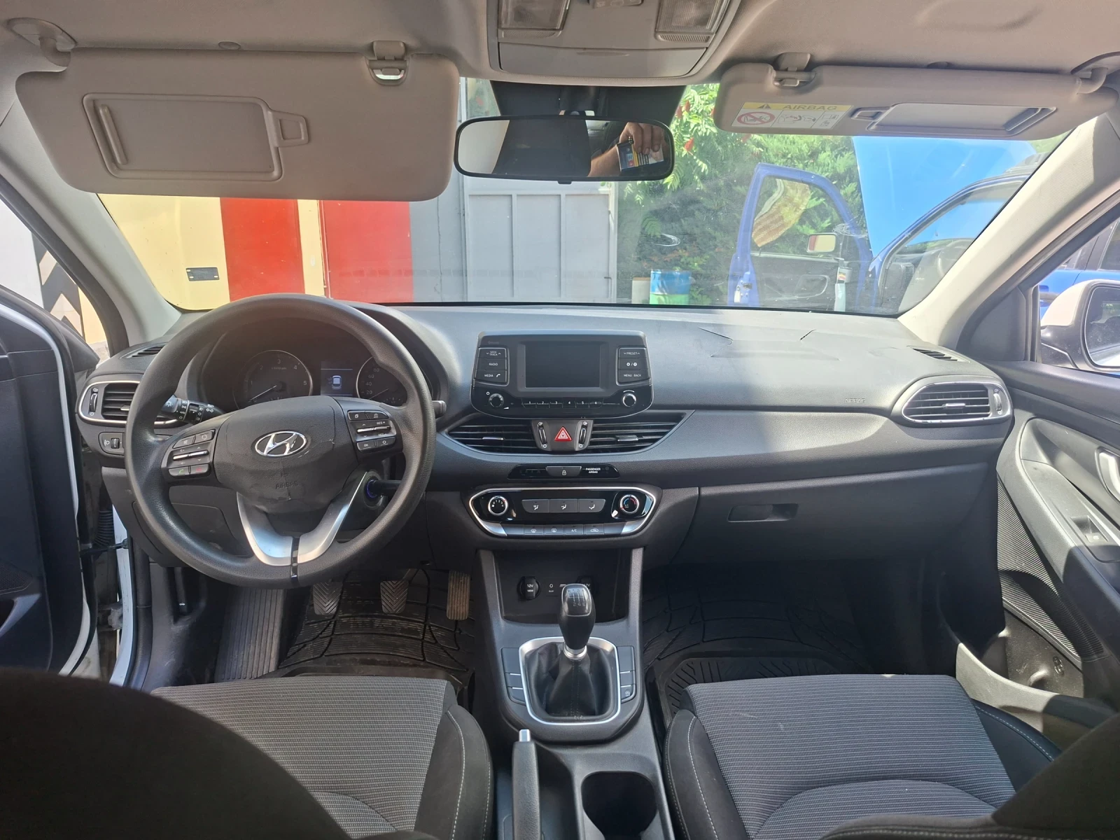 Hyundai I30 1.6CRDI, снимка 6 - Автомобили и джипове - 55817263