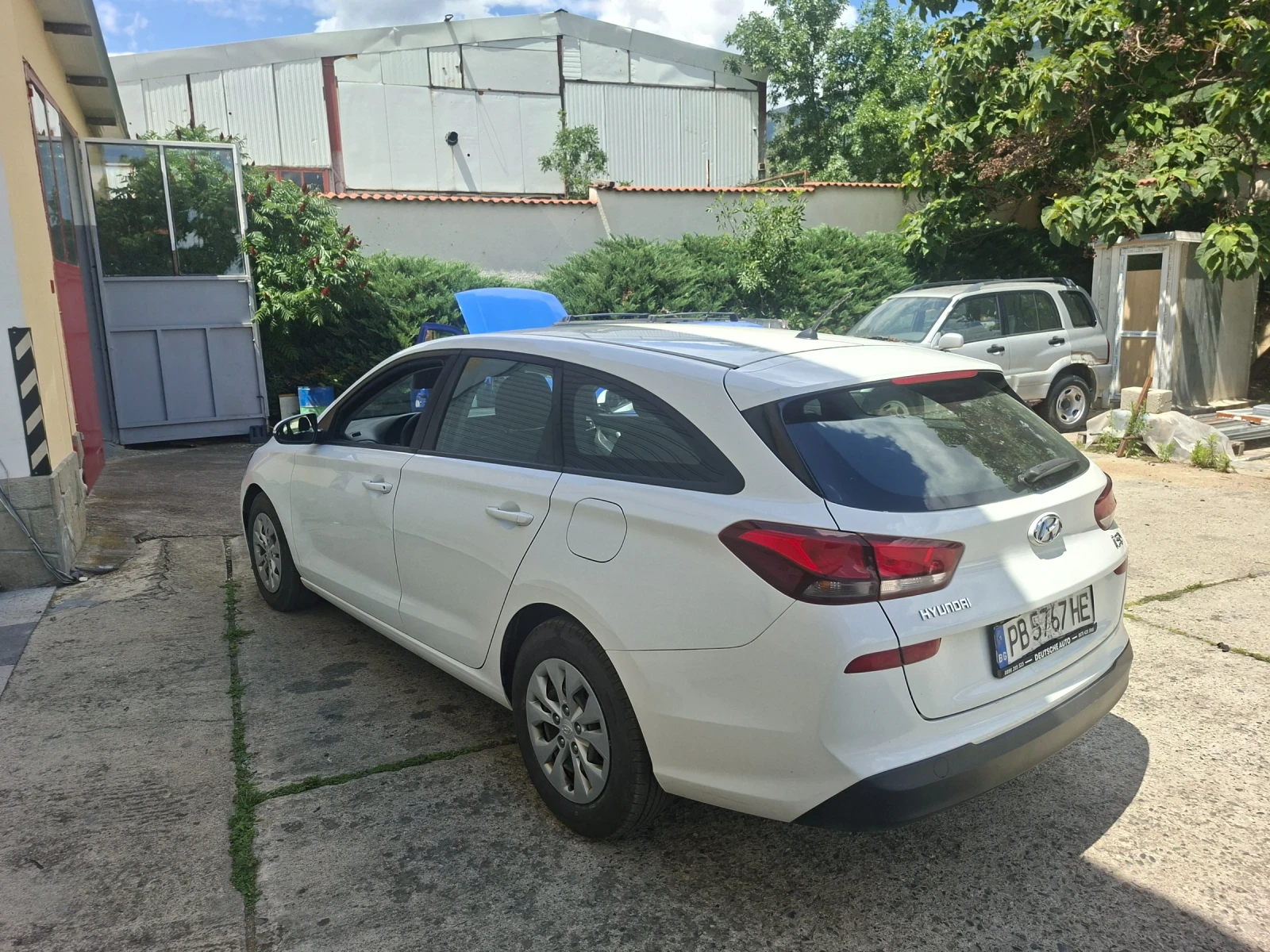 Hyundai I30 1.6CRDI, снимка 3 - Автомобили и джипове - 55817263