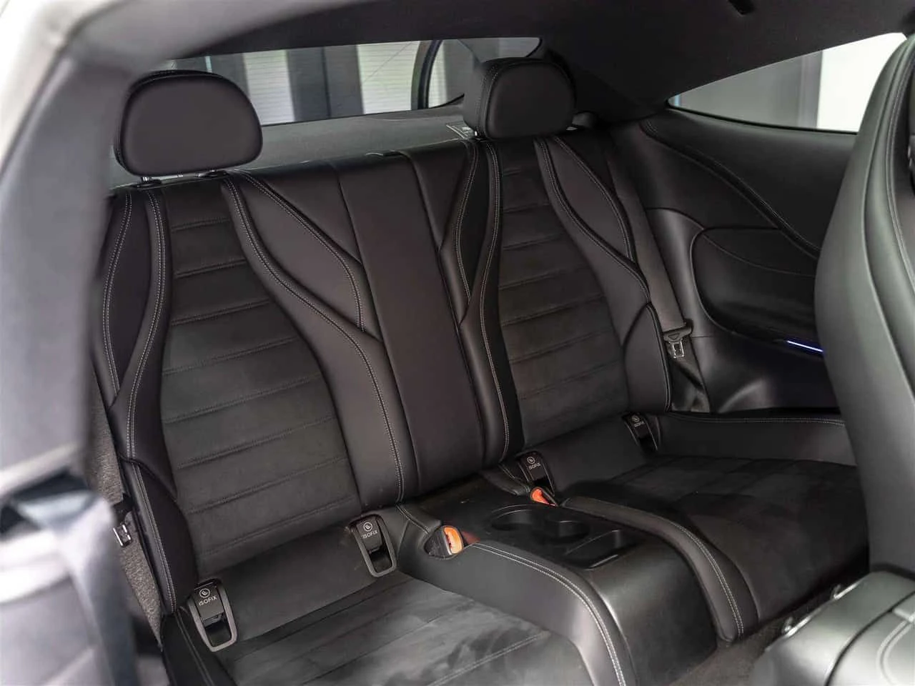 Mercedes-Benz CLE * 300| Accident Free| One Owner| AMG Night Pkg| Pi, снимка 11 - Автомобили и джипове - 55386434