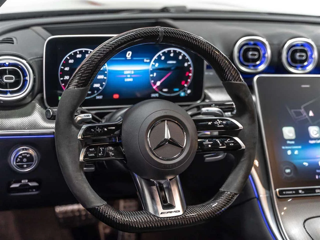 Mercedes-Benz CLE * 300| Accident Free| One Owner| AMG Night Pkg| Pi, снимка 8 - Автомобили и джипове - 55386434