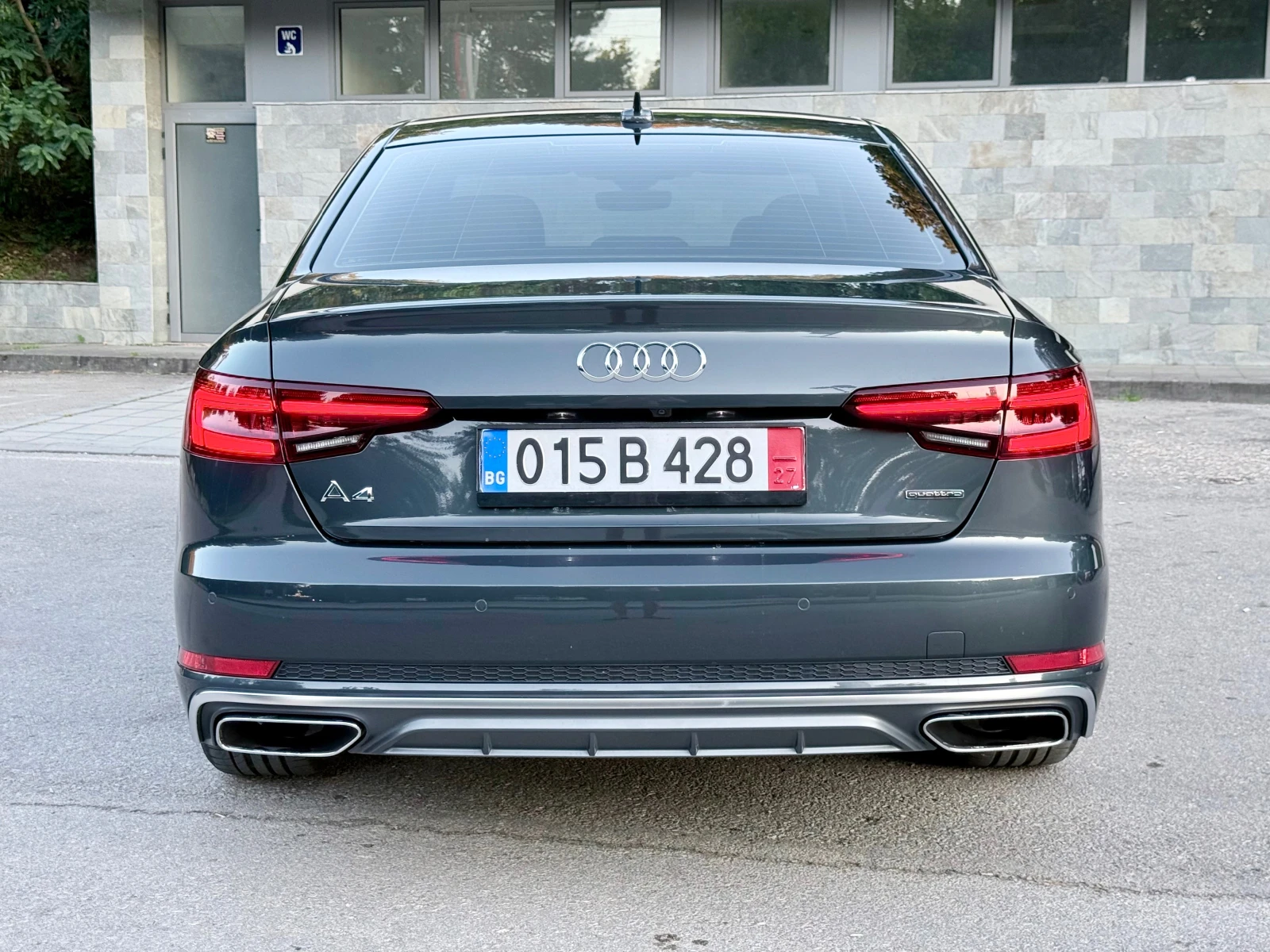 Audi A4 2.0TFSI* S-Line* quattro* Full-Led* Digital-Cocpit, снимка 3 - Автомобили и джипове - 55829807