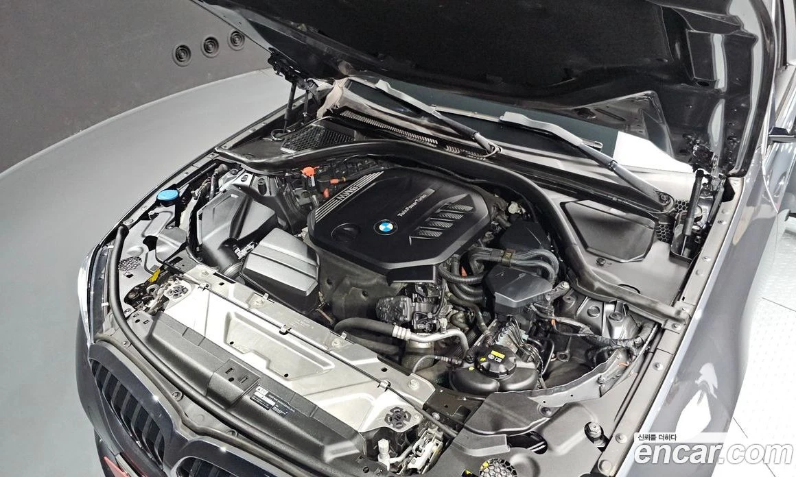 BMW 320 320d Luxury, снимка 5 - Автомобили и джипове - 56151762