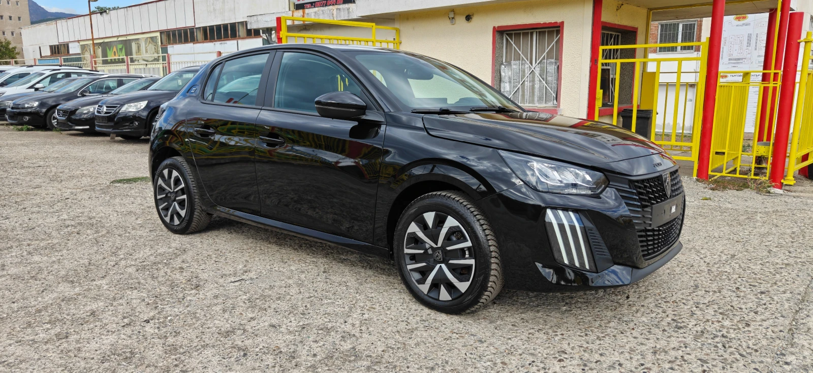 Peugeot 208 50Kw-50хил-25г, снимка 9 - Автомобили и джипове - 56256675
