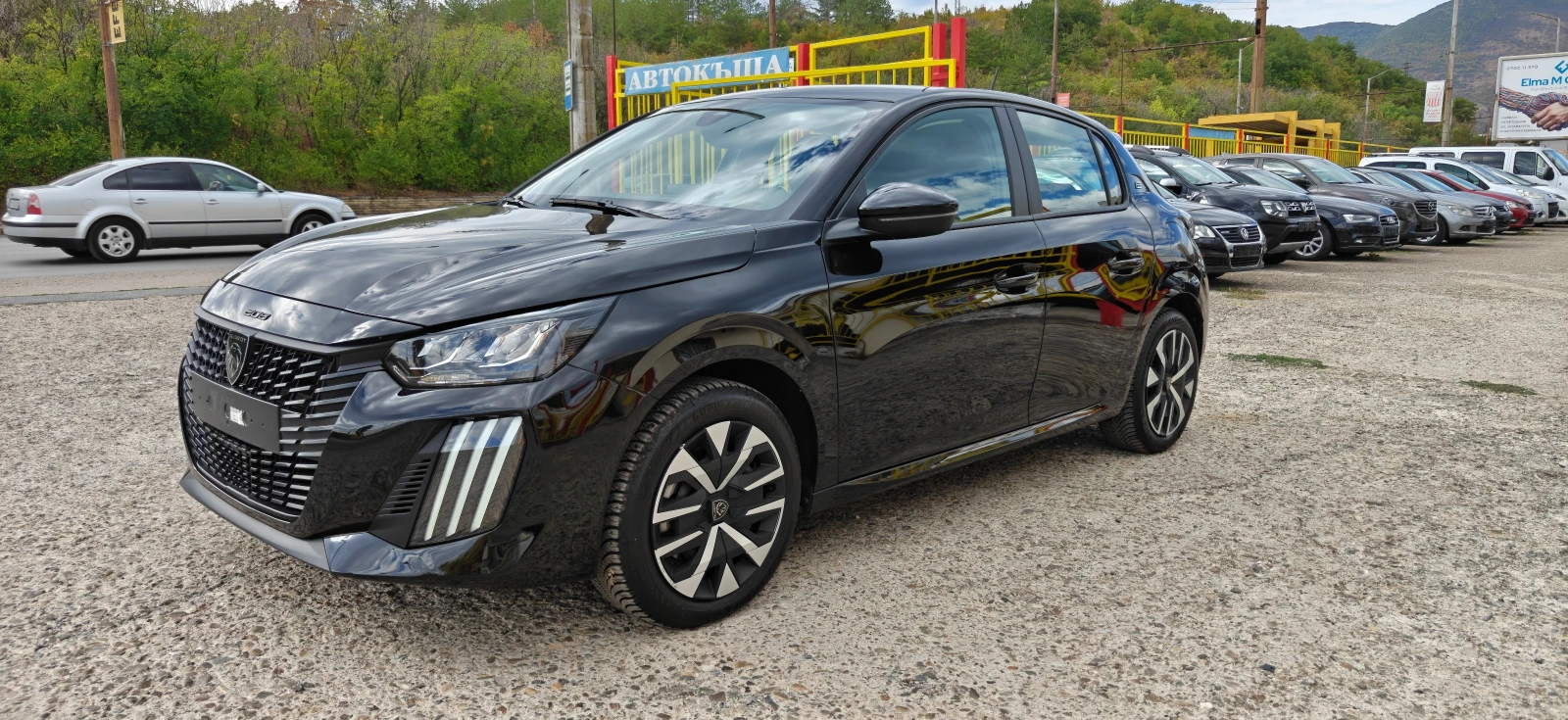 Peugeot 208 50Kw-50хил-25г, снимка 3 - Автомобили и джипове - 56256675