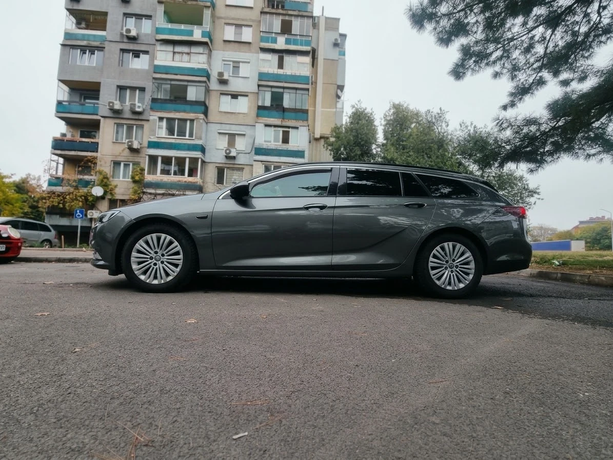 Opel Insignia 1.6, снимка 9 - Автомобили и джипове - 56649477