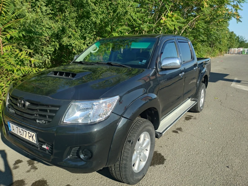 Toyota Hilux, снимка 4 - Автомобили и джипове - 48489957