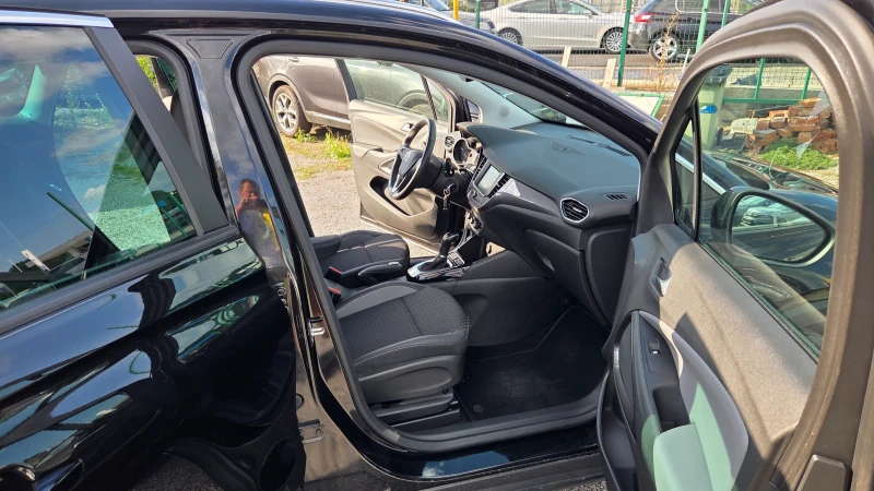 Opel Crossland X 1.5d AUT. !!!11200km!!!, снимка 12 - Автомобили и джипове - 51525816