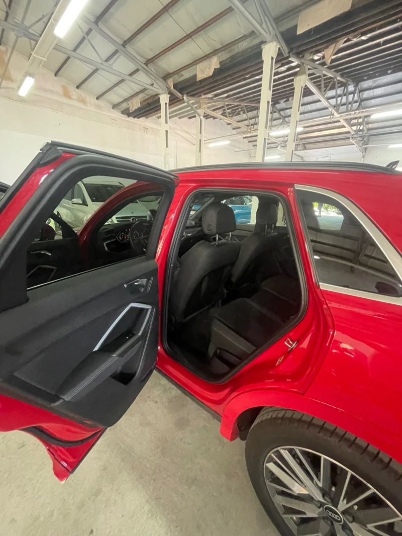 Audi Q3 35 TFSI/Sline/Гаранция/Дистр/камера/подгр/Кейлес/!, снимка 16 - Автомобили и джипове - 51555514