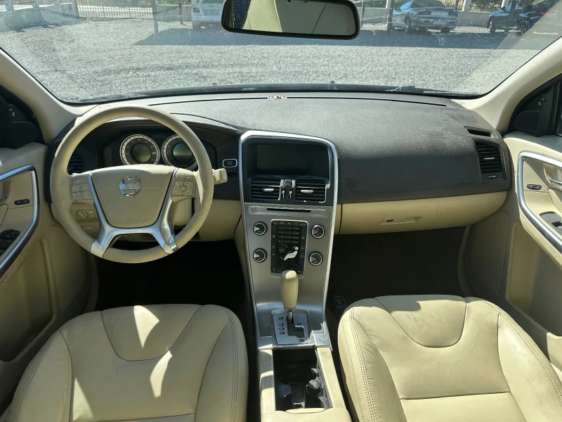 Volvo XC60 R Design, снимка 7 - Автомобили и джипове - 51950286