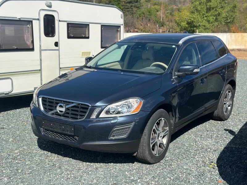 Volvo XC60 R Design, снимка 2 - Автомобили и джипове - 51950286
