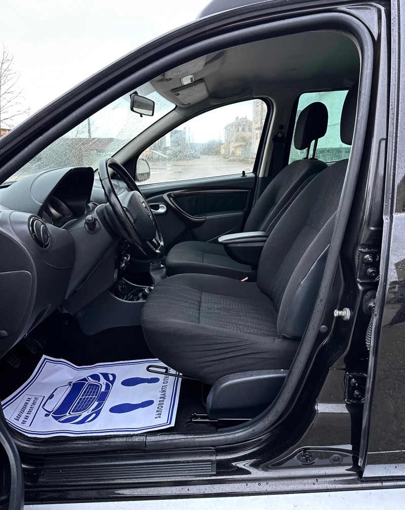 Dacia Duster 1.6 / 105, снимка 9 - Автомобили и джипове - 52594806