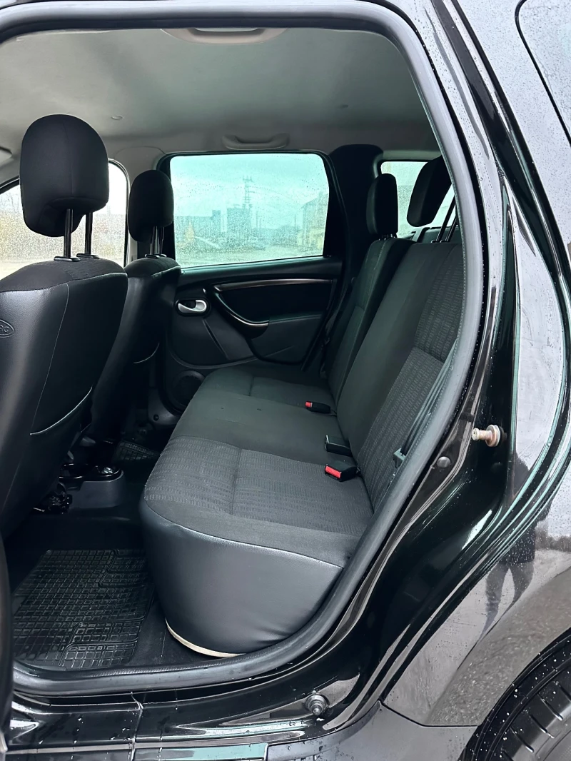 Dacia Duster 1.6 / 105, снимка 10 - Автомобили и джипове - 52594806