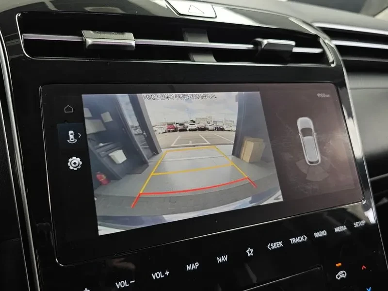 Hyundai Tucson 2.0 2Wd Modern, снимка 15 - Автомобили и джипове - 55936764