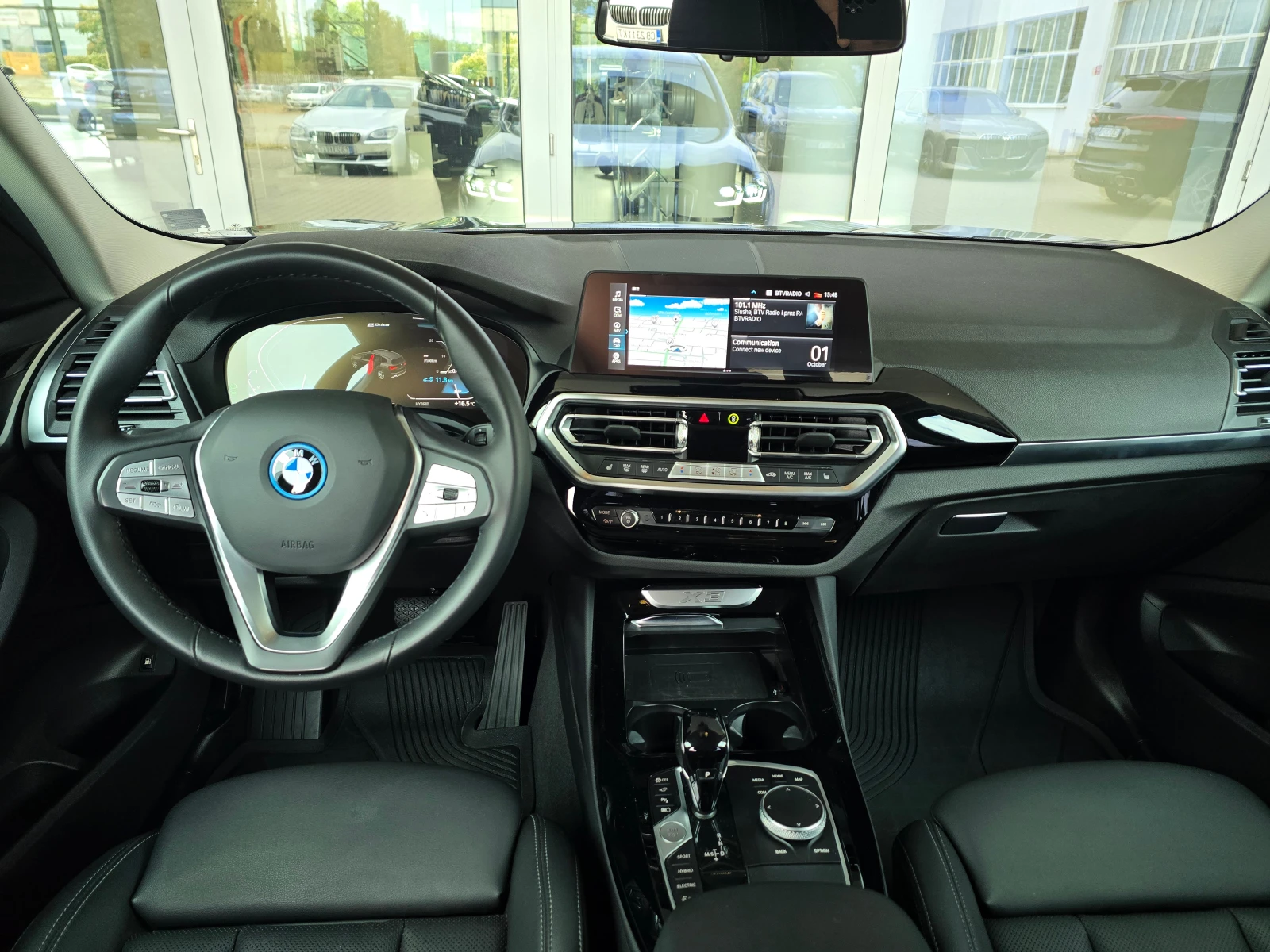 BMW X3 xDrive30e Plug-in Hybrid Facelift - изображение 10
