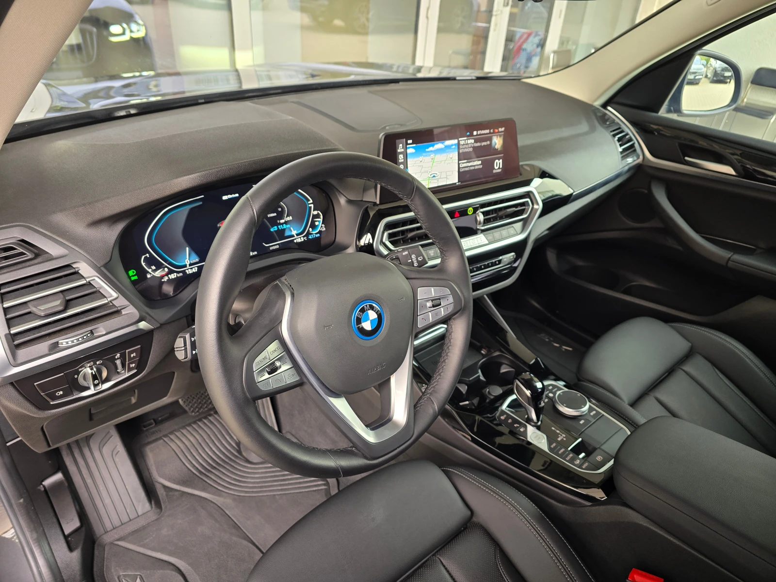 BMW X3 xDrive30e Plug-in Hybrid Facelift - изображение 8