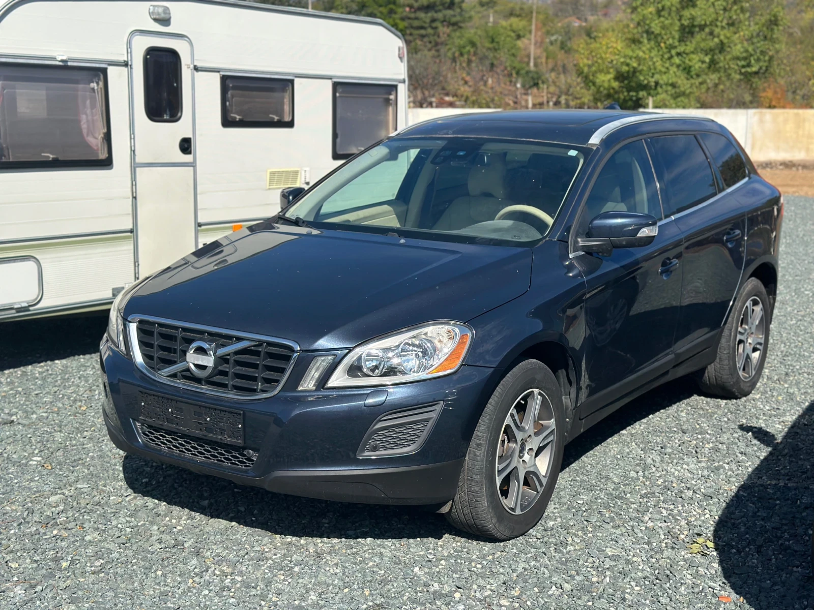 Volvo XC60 R Design - изображение 2