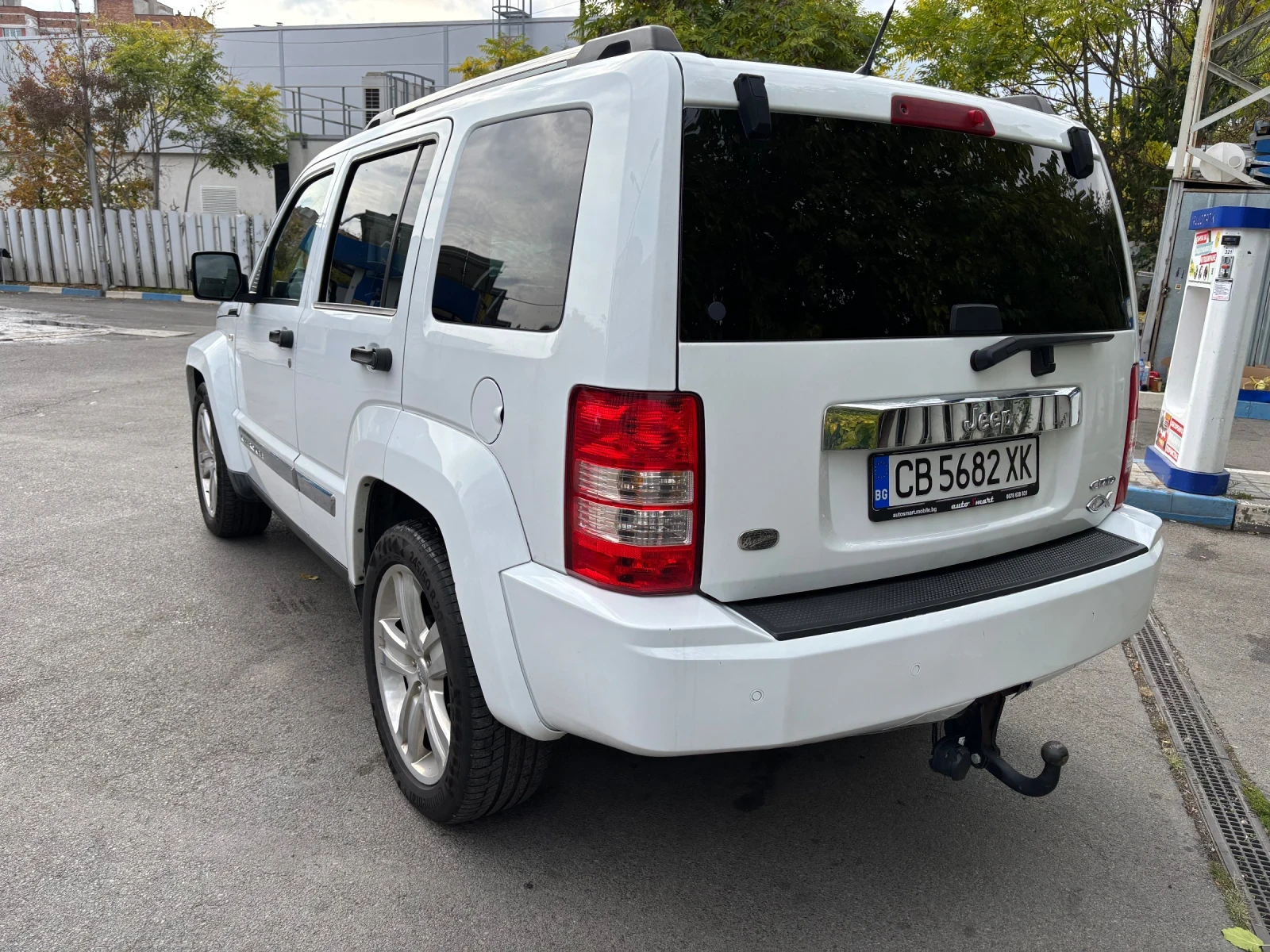 Jeep Cherokee  (KK) 2.8 CRD 4x4 (147 kw / 200 k.c) - изображение 4