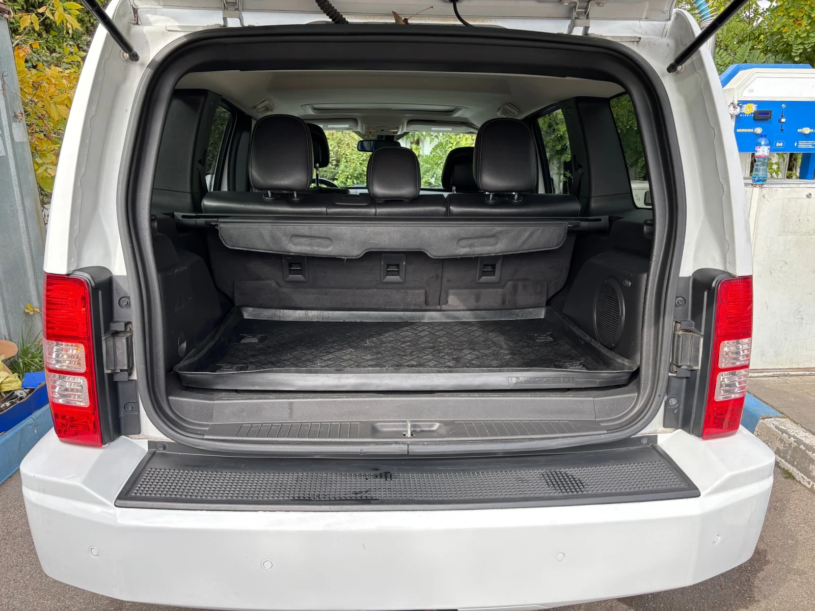 Jeep Cherokee  (KK) 2.8 CRD 4x4 (147 kw / 200 k.c) - изображение 7