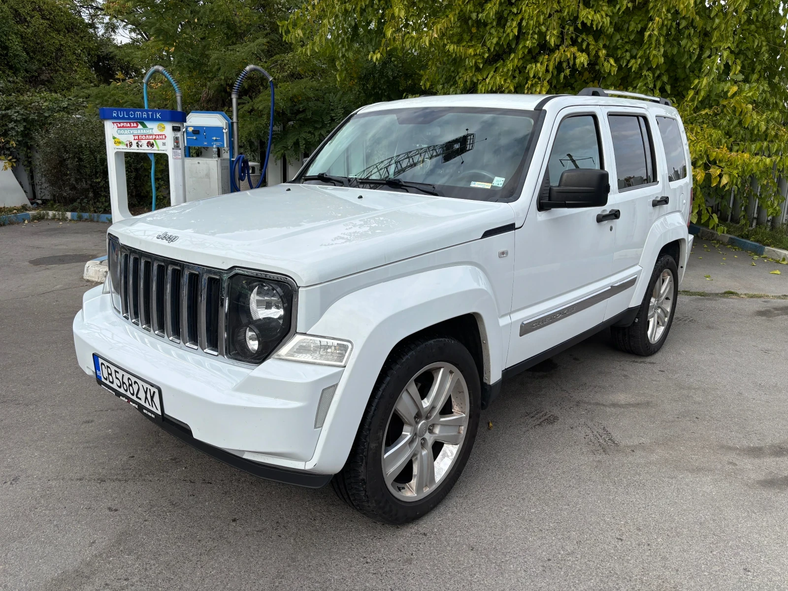 Jeep Cherokee  (KK) 2.8 CRD 4x4 (147 kw / 200 k.c) - изображение 2