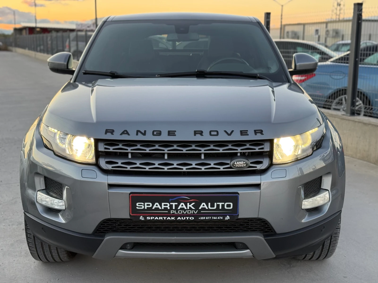 Land Rover Range Rover Evoque 2.2D* 2016г* 4Х4* АВТОМАТИК* Теглич* 227.000КМ*  - изображение 2
