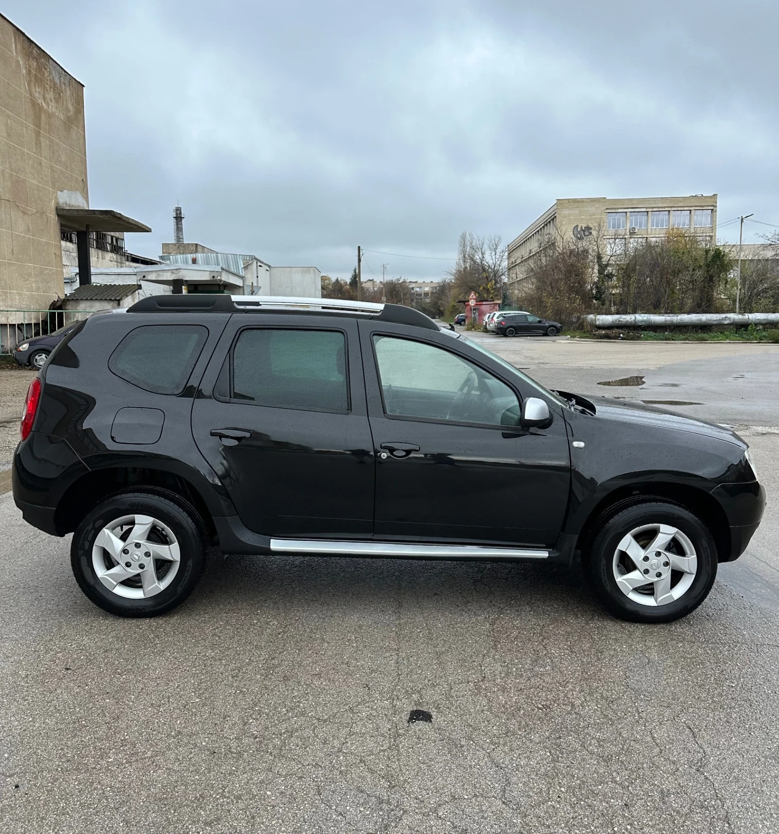 Dacia Duster 1.6 / 105 - изображение 5