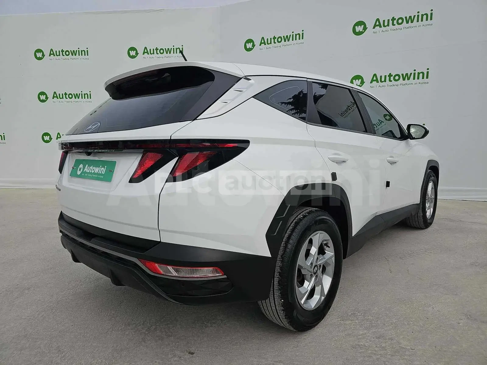 Hyundai Tucson ПОДГРЕВИ * ДВА КЛЮЧА * , снимка 5 - Автомобили и джипове - 54285797