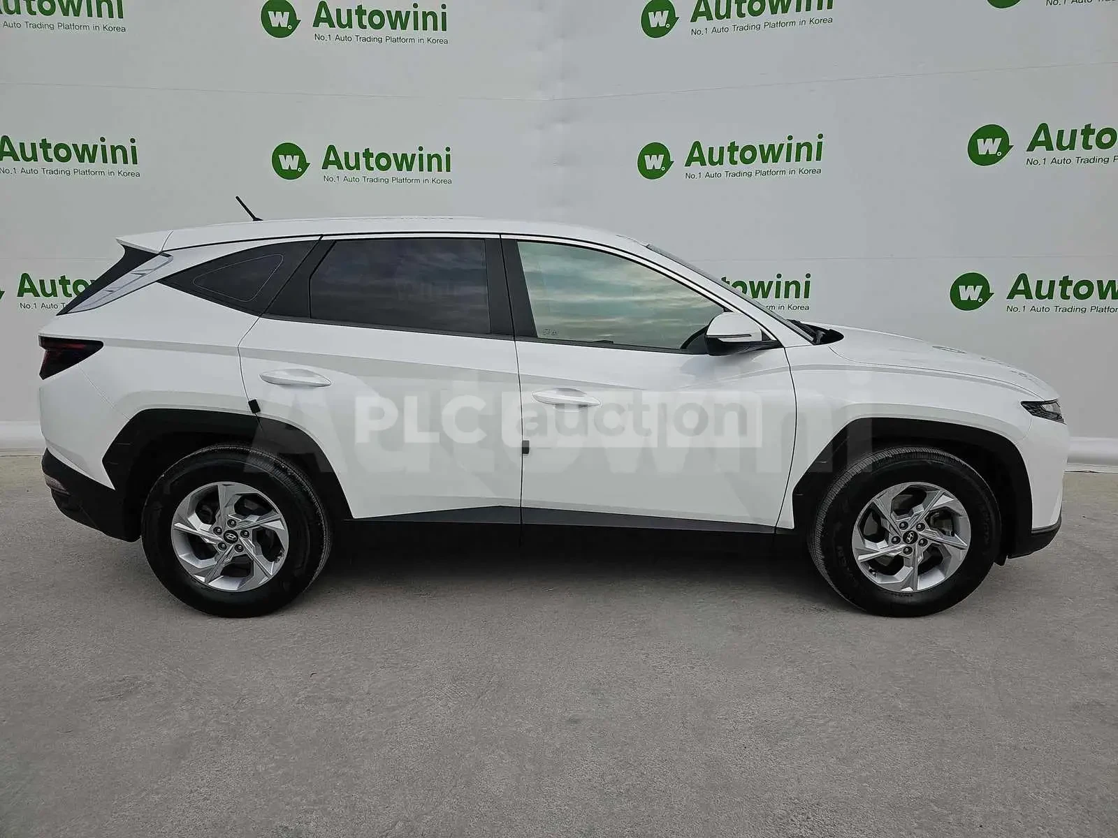 Hyundai Tucson ПОДГРЕВИ * ДВА КЛЮЧА * , снимка 6 - Автомобили и джипове - 54285797