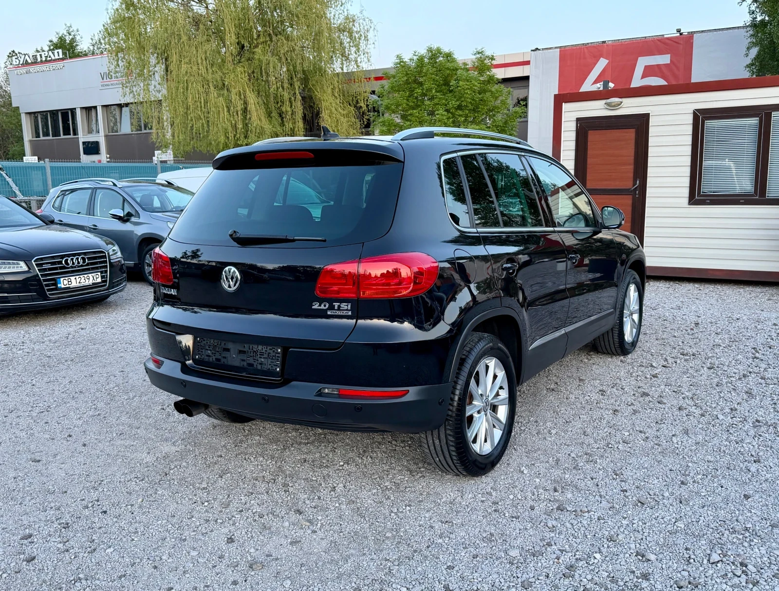 VW Tiguan 2.0 TSI 4 Motion  * Ръчни Скорости * 163629 км., снимка 5 - Автомобили и джипове - 54438147