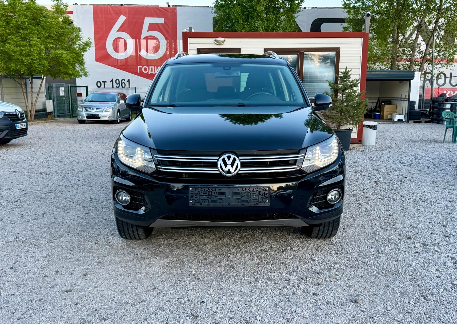 VW Tiguan 2.0 TSI 4 Motion  * Ръчни Скорости * 163629 км., снимка 16 - Автомобили и джипове - 54438147