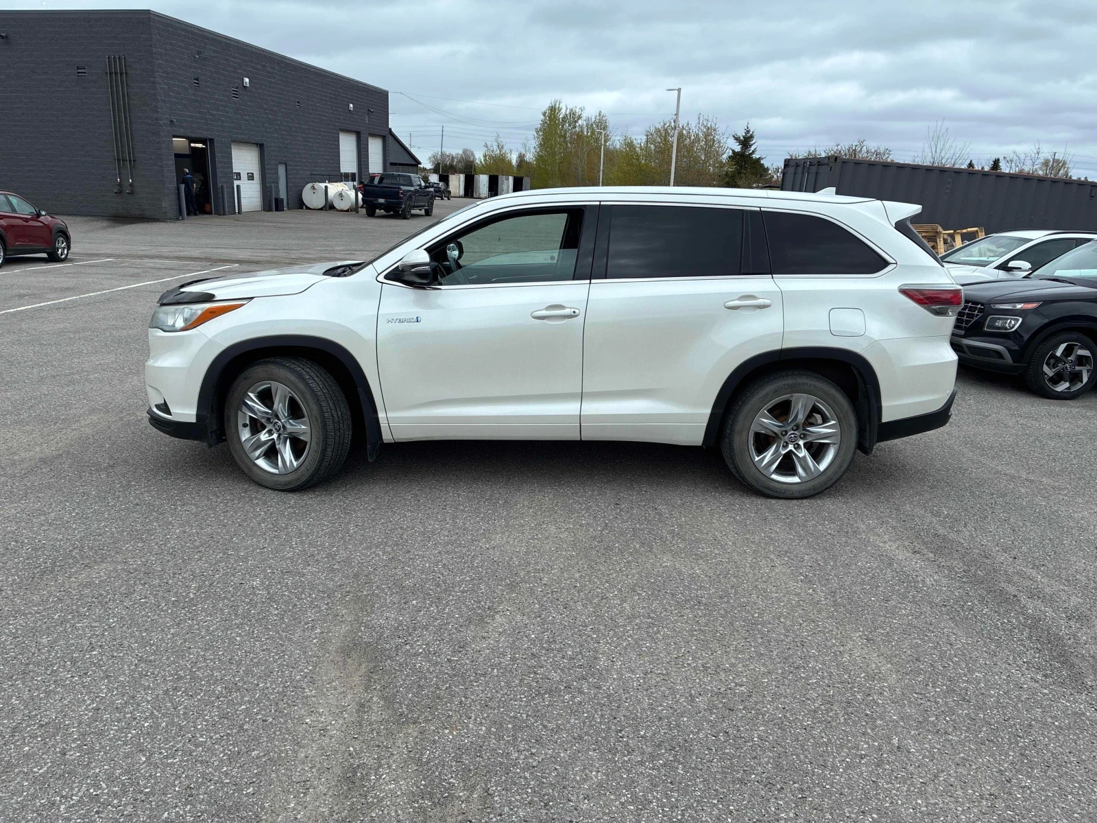 Toyota Highlander HYBRID LIMITED * * CARFAX * * ���� ������ * *  | Mobile.bg � ����������� 4