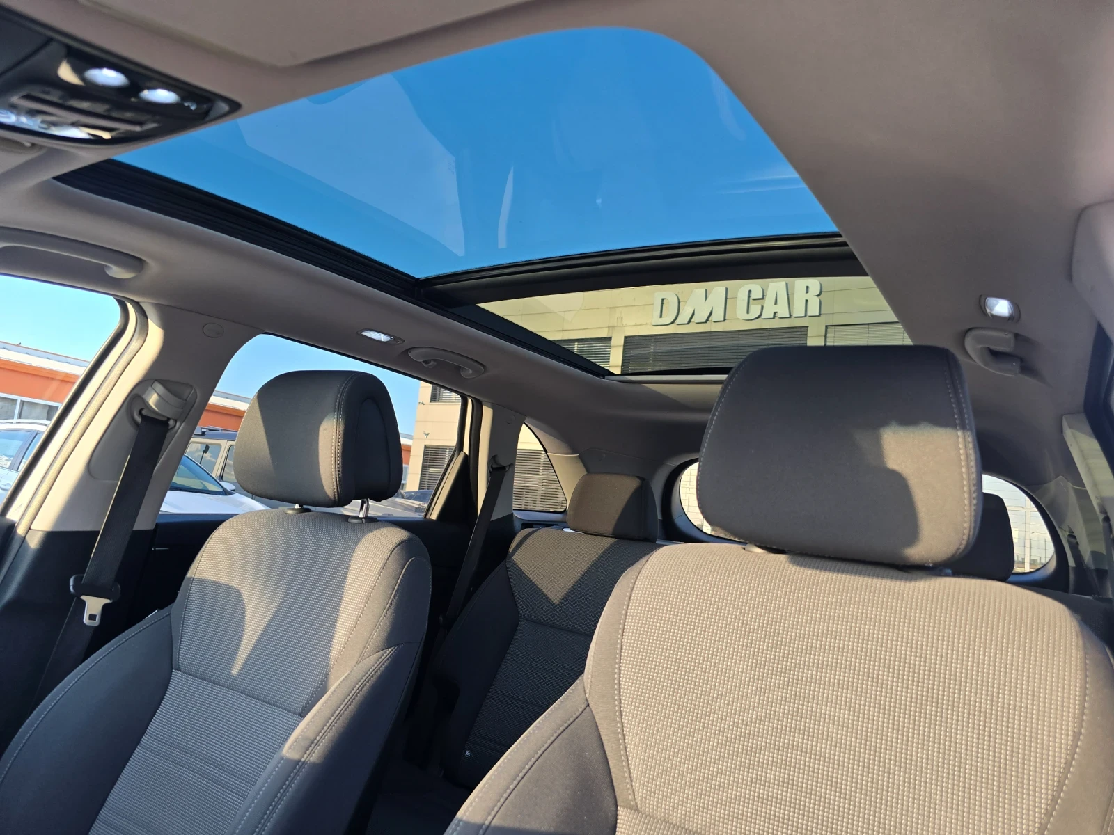 Kia Sorento 2.2 CRDI , PANO , 7 местна, снимка 9 - Автомобили и джипове - 54573417