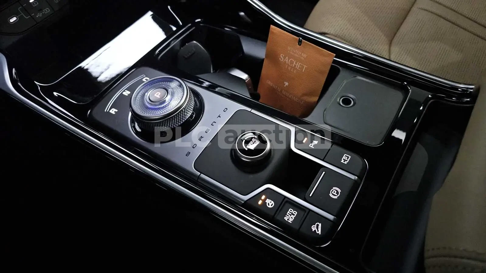 Kia Sorento Hybrid| 7 МЕСТА| 360| DIST| HEAD UP| ВКЛ.ТЕХНОТЕСТ, снимка 9 - Автомобили и джипове - 54832679