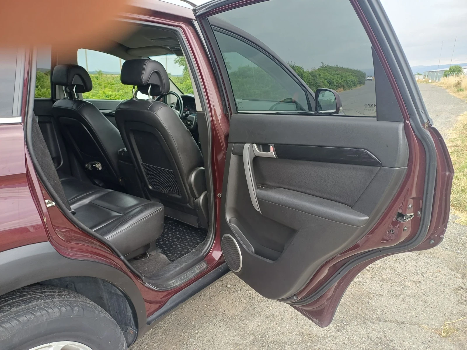 Chevrolet Captiva 2.2 184к.с 4?4 автомат, снимка 15 - Автомобили и джипове - 55379518