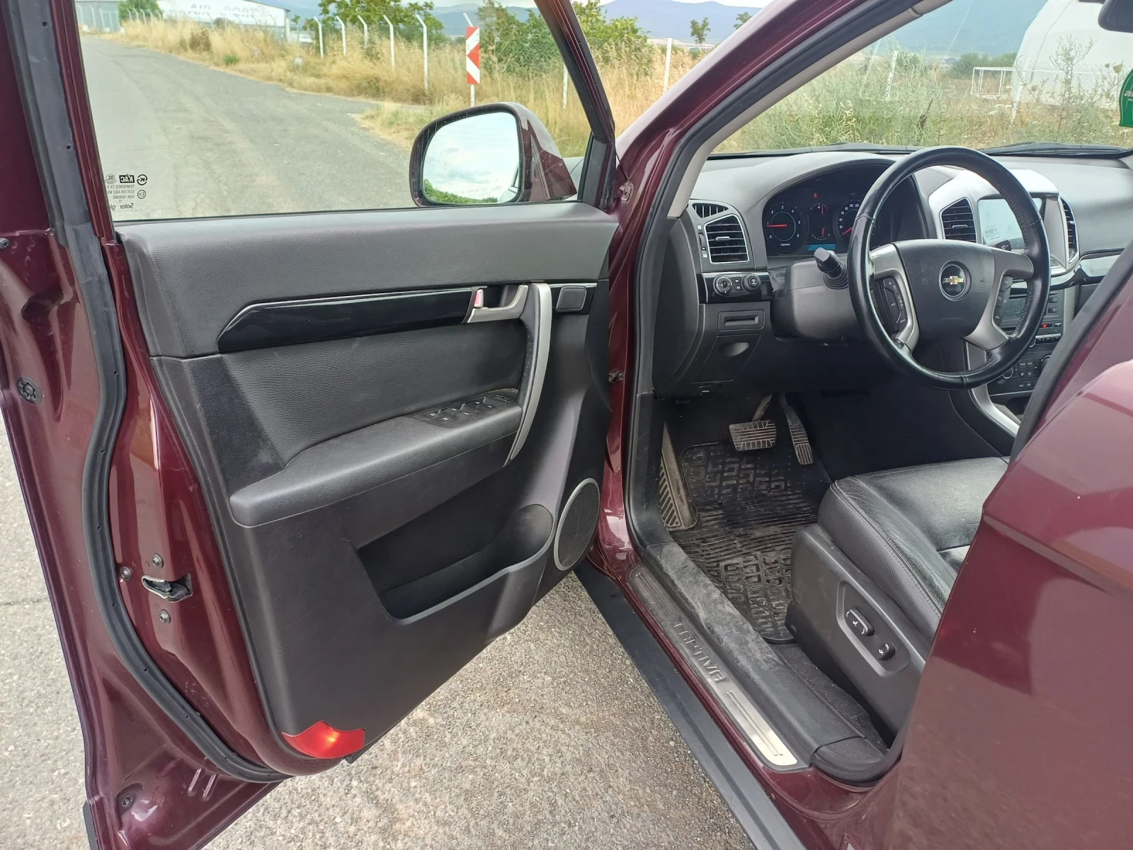 Chevrolet Captiva 2.2 184к.с 4?4 автомат, снимка 10 - Автомобили и джипове - 55379518